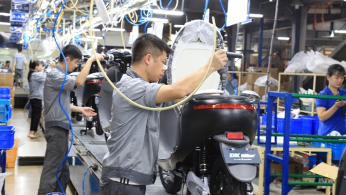 Bộ Tài chính phản hồi kiến nghị kéo dài giảm thuế giá trị gia tăng và tiền thuê dất