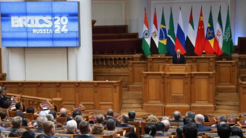 BRICS thế hiện vai trò "độc đáo" trong lúc chiến sự đe dọa thế giới