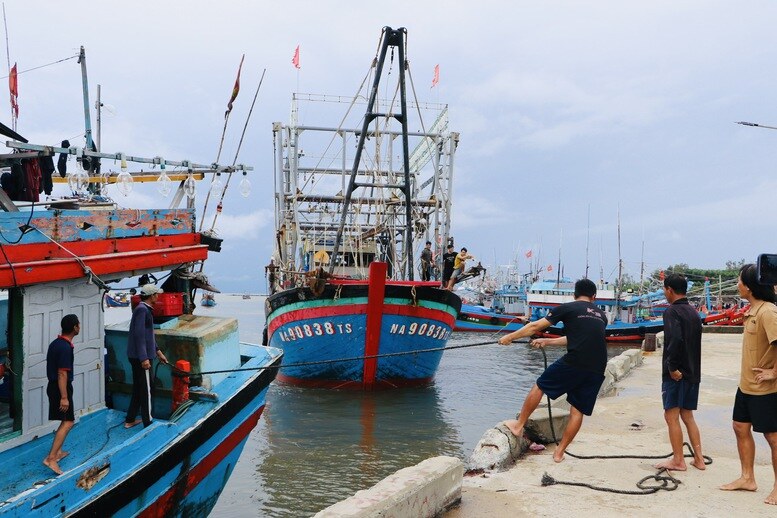 Áp thấp nhiệt đới mạnh lên, Biển Đông có thể đón bão