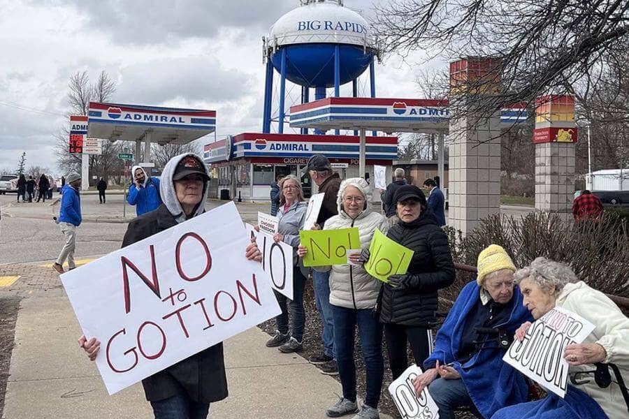 Dự án pin xe điện Trung Quốc trở thành "điểm nóng" tranh cử tổng thống Mỹ