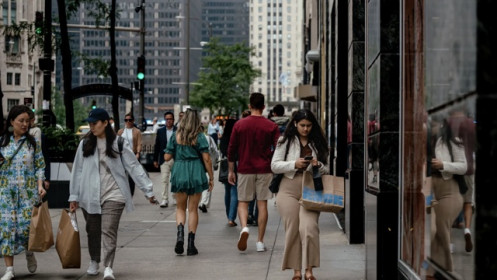 Kinh tế Mỹ giữ nhịp tăng trưởng dù yếu hơn dự báo, lạm phát giảm nhanh