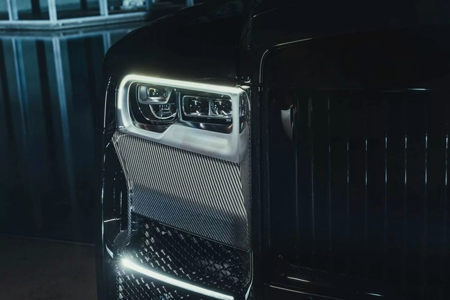 Rolls-Royce Cullinan ‘lột xác’ với bản độ carbon của Brabus