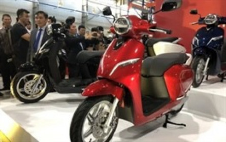 Chuyển đổi xe máy xăng sang điện: Nhiều lợi nhưng chưa tiện!