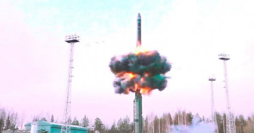 Nga tấn công Ukraine bằng ICBM?