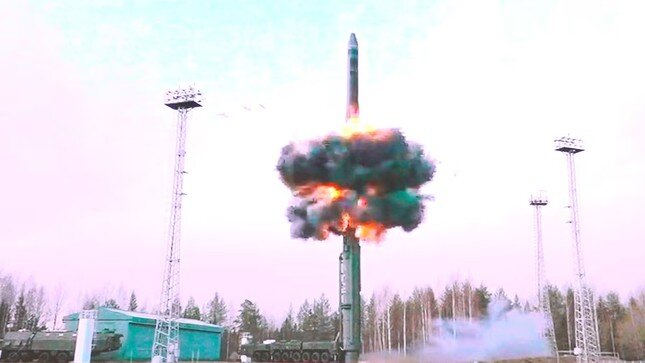 Nga tấn công Ukraine bằng ICBM? ảnh 1