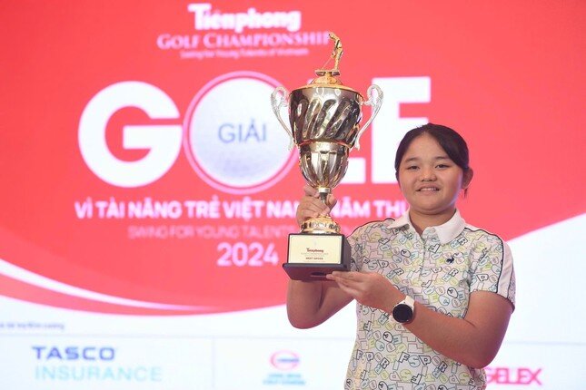 Sau chức vô địch Tiền Phong Golf Championship, Nguyễn Bảo Châu giành danh hiệu quốc tế đầu tiên trong sự nghiệp