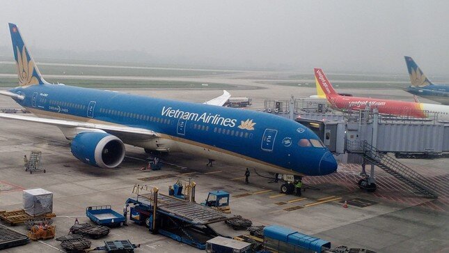 Di chứng nặng nề do tác động kép và cuộc 'đại phẫu' Vietnam Airlines