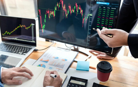 Triển vọng thị trường chứng khoán năm 2025: Đón dòng tiền ngoại trở lại