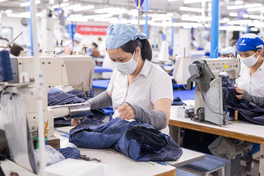 ILO: Tiền lương toàn cầu đã tăng nhanh hơn lạm phát