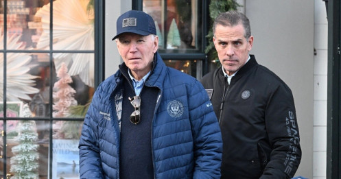 Tổng thống Biden giải thích lý do ân xá cho con trai.