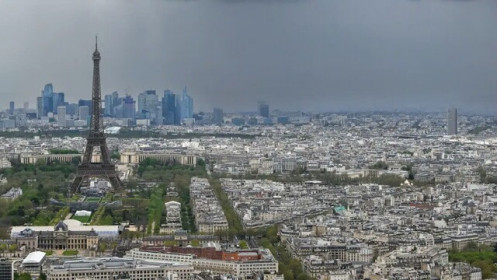 Kinh tế Pháp lâm nguy do bất ổn chính trị