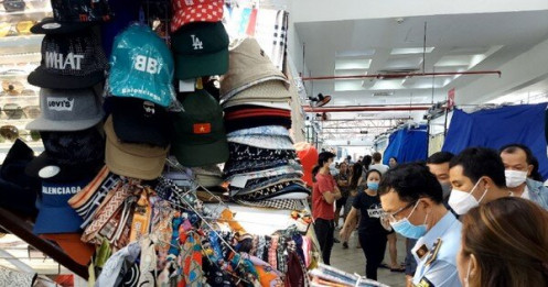 Cảnh báo hàng giả 'tấn công' thị trường Tết