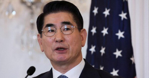 Cựu Bộ trưởng Quốc phòng Hàn Quốc tự tử bất thành trong phòng tạm giam