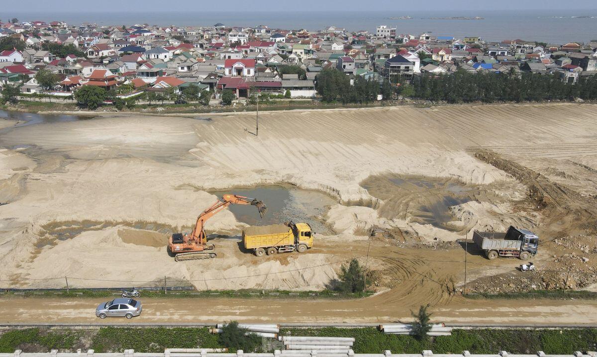 Dự án trọng điểm: Chỗ cấp tập thi công, nơi dở dang 'đứt đoạn'