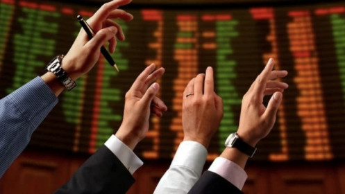 VN-Index được dự báo đạt 1.420 điểm năm 2025, cổ phiếu vốn hóa lớn hấp dẫn nhất