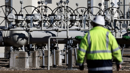 Châu Âu lo lắng vì dự trữ khí đốt giảm nhanh