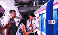 Hàng hóa rục rịch tăng giá trước Tết