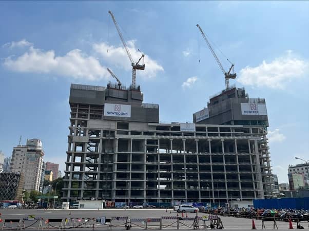 Thương vụ M&A tiêu biểu: Tiền ngoại dẫn sóng tiêu dùng, tài chính, năng lượng