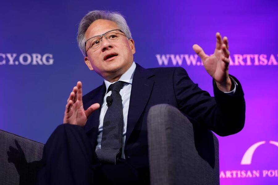 12 tỷ phú Mỹ bỏ túi gần một nghìn tỷ USD năm 2024