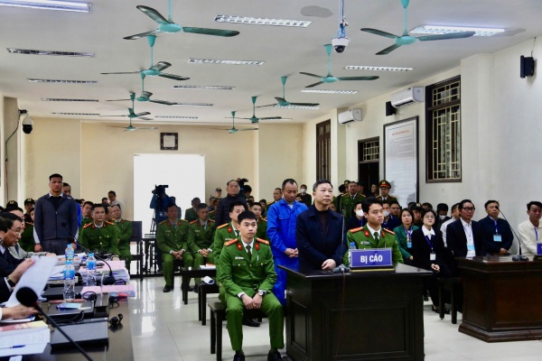Ông Lưu Bình Nhưỡng: Sai lầm lớn nhất của bị cáo là nhận "cám ơn" 300.000 USD