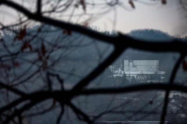 Hàn Quốc bác tin đồn Tổng thống bị luận tội Yoon Suk Yeol rời khỏi nơi cư trú