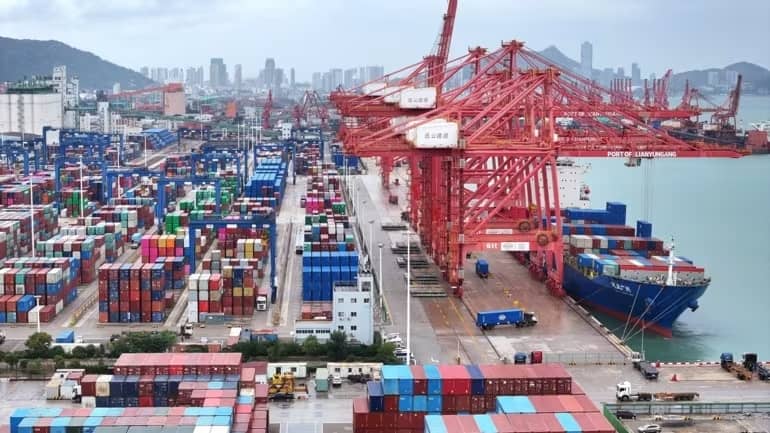 Kinh tế Trung Quốc 2025: 5 'điểm nóng' cần theo dõi