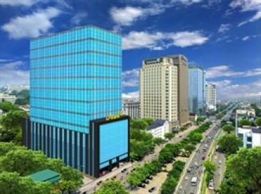 Ngân hàng đầu tiên báo lãi vượt kế hoạch năm