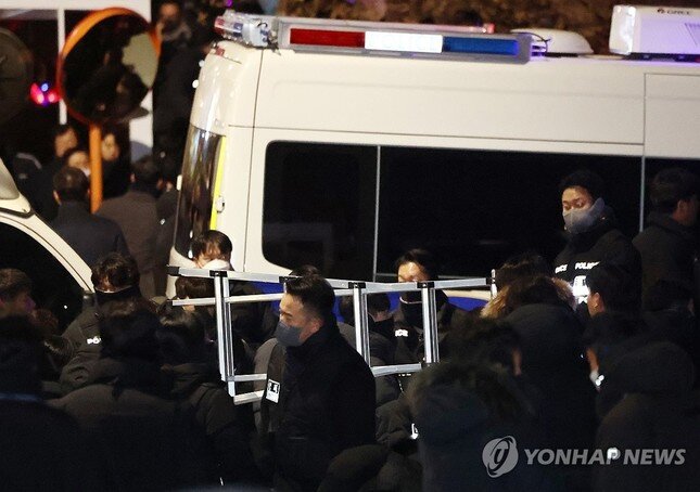 Tổng thống Hàn Quốc Yoon Suk Yeol nói gì khi bị bắt?