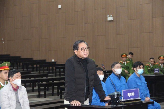 Bị cáo Nguyễn Cao Trí: 'Để hoàn thành nhiệm vụ thì phải có chuyện đưa quà, biếu xén'