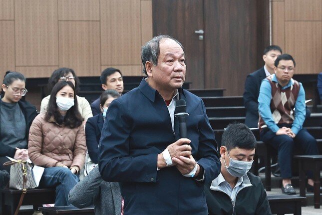 Bị cáo Nguyễn Cao Trí: 'Để hoàn thành nhiệm vụ thì phải có chuyện đưa quà, biếu xén'