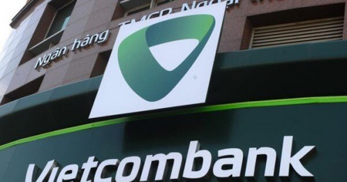12 lãnh đạo chi nhánh Vietcombank sang Ngân hàng Xây dựng