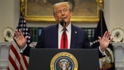 Trump cân nhắc áp thuế 10% với Trung Quốc từ ngày 01/02