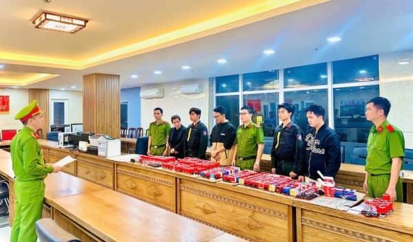Triệt phá đường dây rửa tiền hơn 30.000 tỷ đồng có nhân viên ngân hàng tiếp tay
