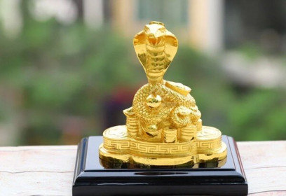 Nên mua gì vào đầu năm Ất Tỵ để được may mắn?