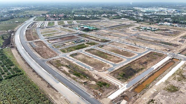 Đất nền 2025: ‘Bỏ 1 đồng vốn thu 3 đồng lời’