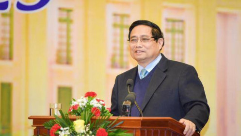 Thủ tướng đề nghị các ngân hàng có chính sách ưu đãi tín dụng toàn diện để phát triển nhà ở xã hội