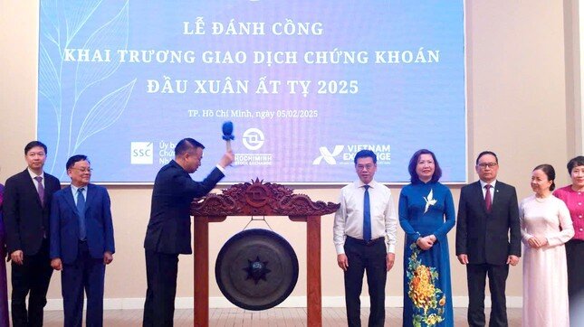 Nâng hạng thị trường chứng khoán: 'Nhiệm vụ không thể trì hoãn'