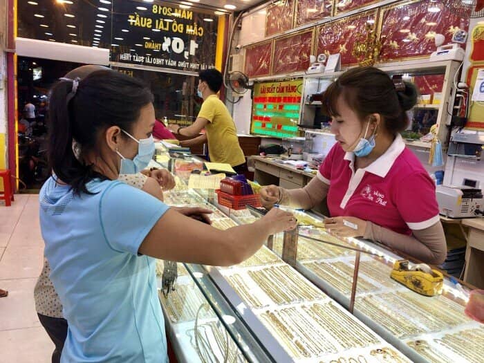 Giá vàng sẽ 'leo thang' đến đâu?