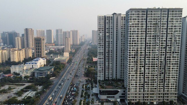 Giá neo cao, thu nhập từ 45 triệu đồng/m2 mới có thể mua chung cư Hà Nội ảnh 1