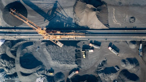 Thế giới chưa thể cai nghiện than đá