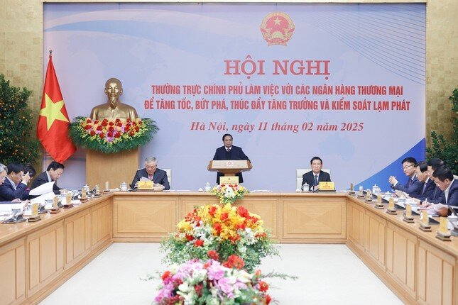 Thủ tướng: 'Phải loại bỏ phần tử xấu khỏi hệ thống ngân hàng'