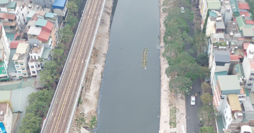 Bổ cập nước “cứu” sông Tô Lịch: phải có một giải pháp tổng thể