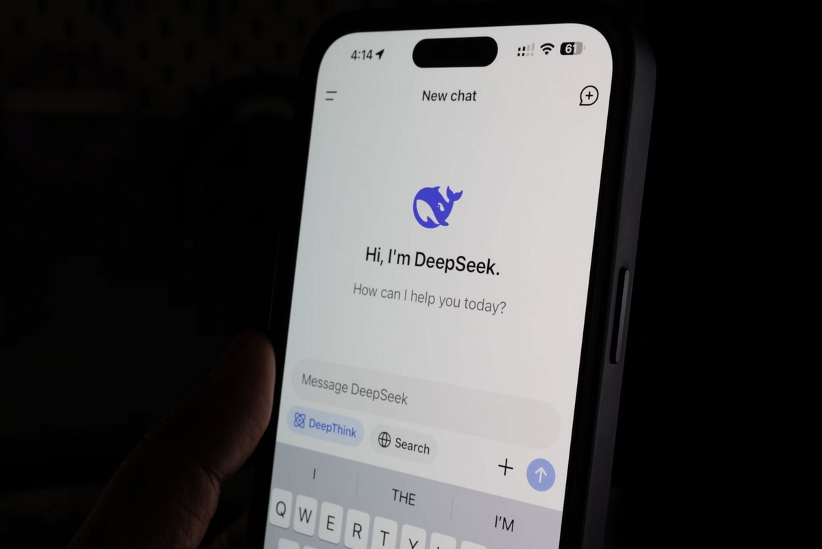 Đu cơn sốt DeepSeek, loạt app mạo danh nở rộ “moi tiền” người dùng