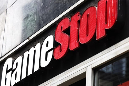 GameStop cân nhắc đầu tư Bitcoin, cổ phiếu công ty "dâng cao"