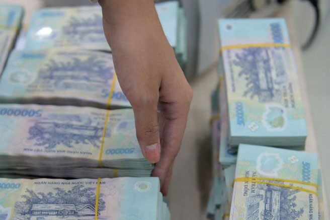 Tăng trưởng kinh tế - phụ thuộc vào dòng vốn tín dụng và rủi ro bong bóng tài sản