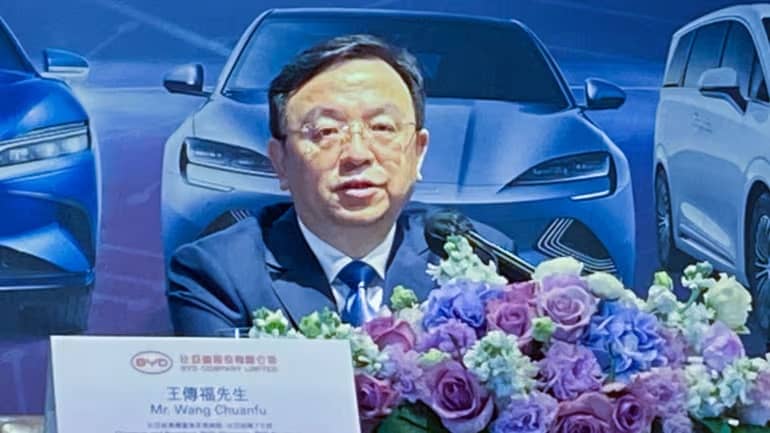 Vì sao Warren Buffett né xa ngành ô tô?