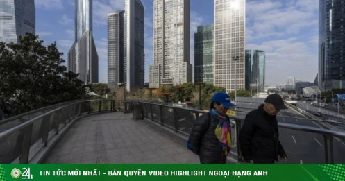 Người dân Trung Quốc đổ xô gửi ngoại tệ vì lo ngại chiến tranh thương mại