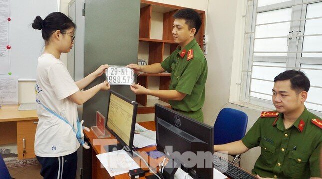 Cục CSGT lên tiếng về thông tin 'công an tiếp nhận cấp, đổi giấy phép lái xe từ 19/2'