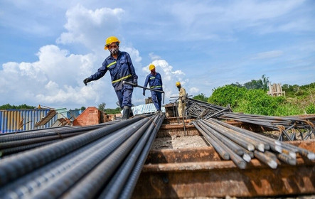 Đôn đốc đẩy mạnh phân bổ và giải ngân vốn đầu tư công năm 2025