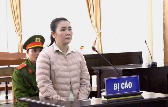 Tự phân lô đất thuê của ngân hàng rồi đem bán, lĩnh 7,5 năm tù